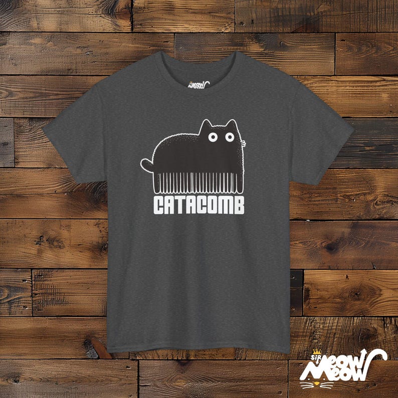 Catacomb Pun Unisex T-Shirt, Funny Hairdresser Cat Tee Dark Heather