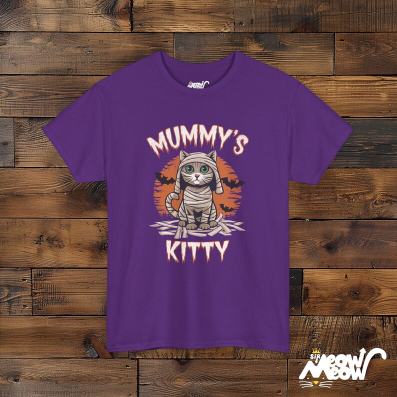Camiseta unissex Mummy Cat, presente de Halloween assustador Purple