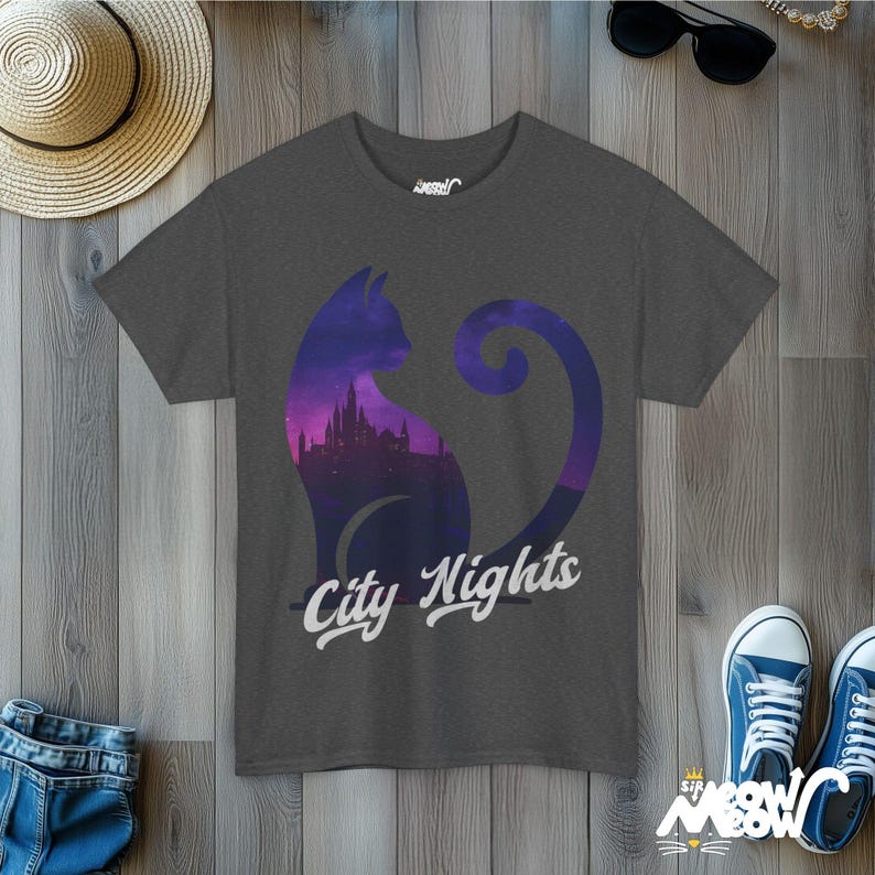 Camiseta com silhueta de gato: Noites na cidade, presente para amantes de gatos imagem 10