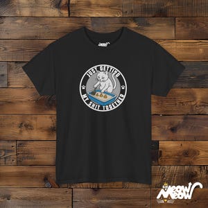 Funny Cat T-Shirt: Poop Joke Tee - Gildan 5000 Unisex Black