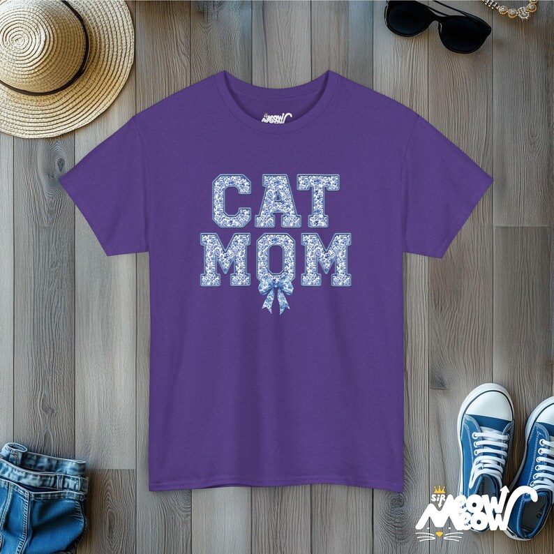 Chinoiserie Cat Mom T-Shirt: Blue Ribbon Toile Bow Lilac