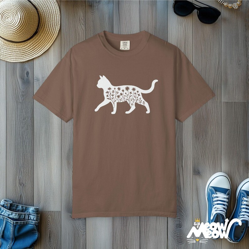 Comfort Colors Botanical Cat T-Shirt, Floral Silhouette Kitty Tee, Nature Cat Lover Gift Shirt Espresso