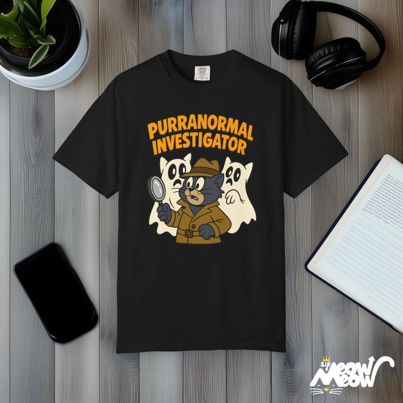 Purranormal Investigator T-Shirt: Funny Cat Ghost Hunter Comfort Colors Tee Black