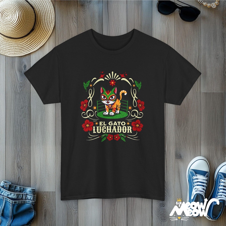 El Gato Luchador Tee: Mexican Cat Lover T-Shirt Black