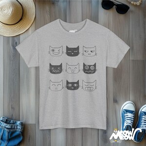 Funny Cat Expressions T-Shirt: Cat Lover Graphic Tee Sport Grey