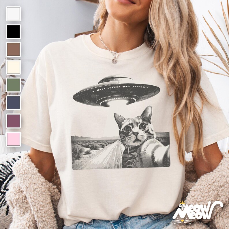 Funny Cat Selfie Alien Abduction T-Shirt: Quirky UFO Tee image 1