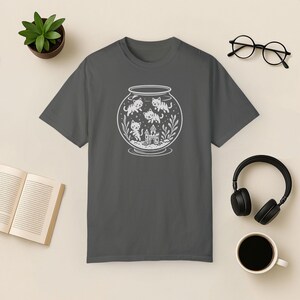 Funny Cat Fishbowl T-Shirt: Comfort Colors Kitty Aquarium Tee Pepper