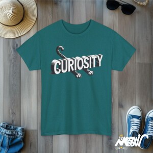 Camiseta unissex Curious Cat: presente divertido para quem ama gatos Antique Jade Dome