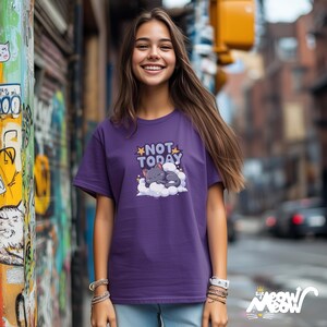 Camiseta "Hoy no duerme el gato": camiseta unisex acogedora imagen 2