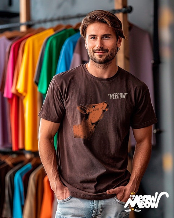 Cow 'Meeow' Parody T-Shirt: Amusing Farm Animal Graphic Tee