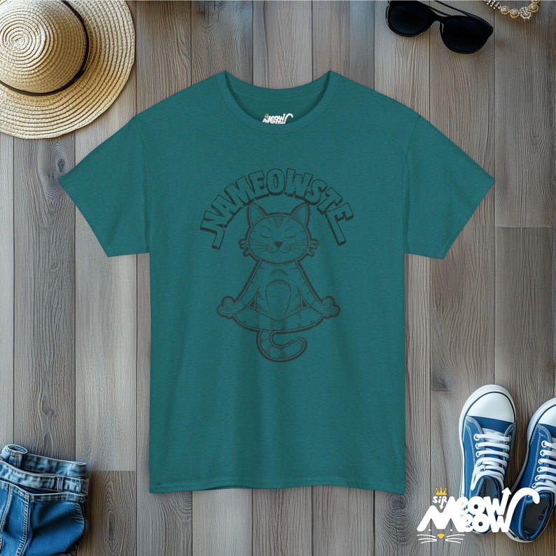 Nameowste Yoga Cat T-shirt : T-shirt zen méditant drôle de chaton Antique Jade Dome