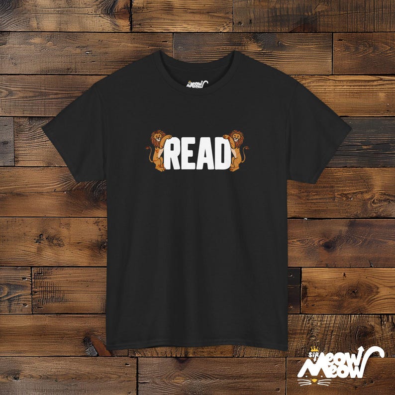 READ Between the Lions T-Shirt: Literacy Pun Gift Black