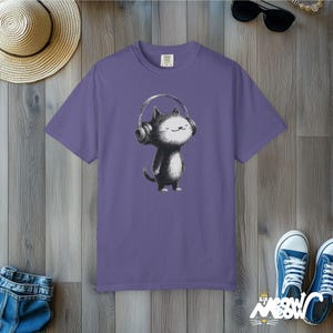 Headphones Cat T-Shirt: Lo-Fi Music Comfort Colors Tee Grape