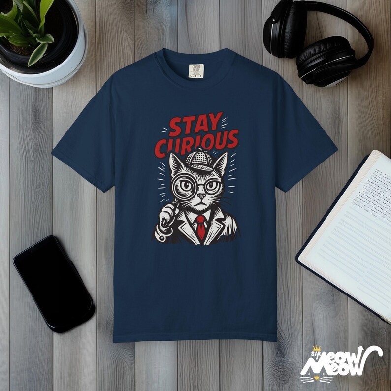 Comfort Colors Detective Cat-tröja: Vintage-grafiktröja True Navy