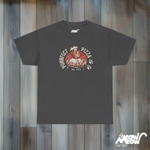 Camiseta Purrfect Pizza Cat: Camiseta gráfica divertida para amantes da gastronomia Dark Heather