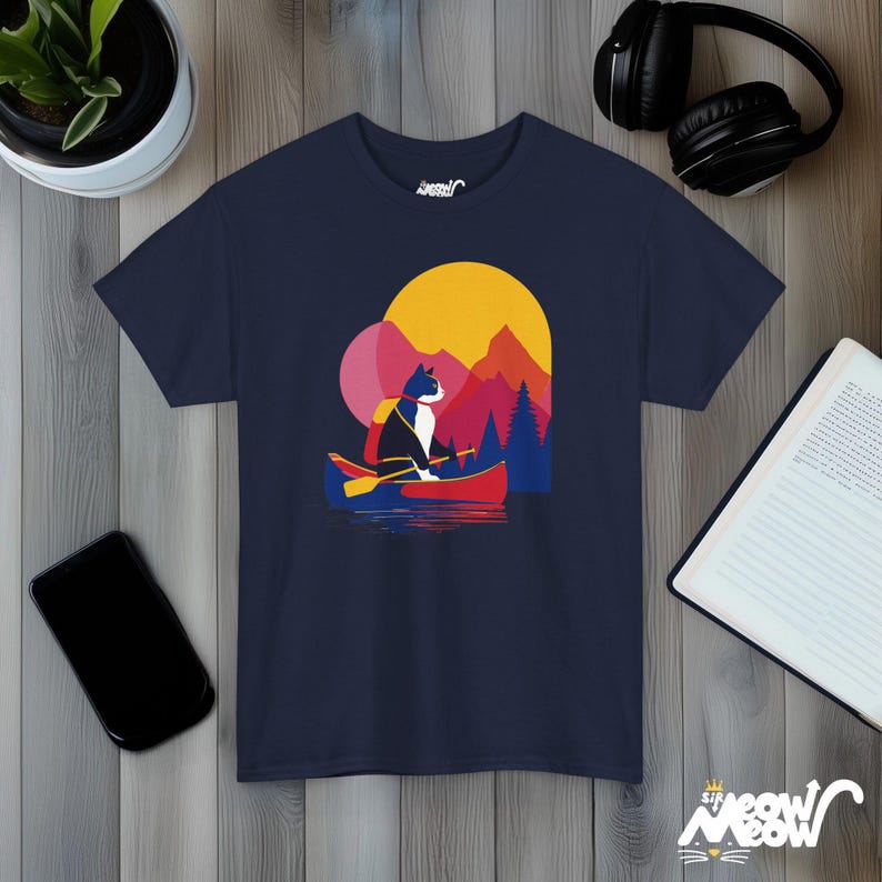 Camiseta de Canoe Cat, puesta de sol en la montaña, aventura al aire libre Navy