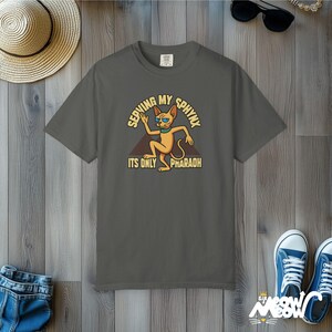Comfort Colors Sphynx Cat Shirt: Funny Pharaoh Tee Pepper