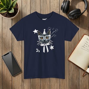Camiseta de fiesta con diseño de gato, camiseta gráfica para celebración de cumpleaños, regalo para amantes de los gatos imagen 6