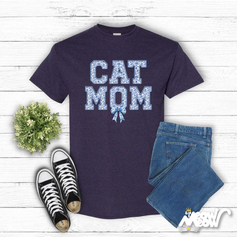 Chinoiserie Cat Mom T-Shirt: Blue Ribbon Toile Bow Blackberry