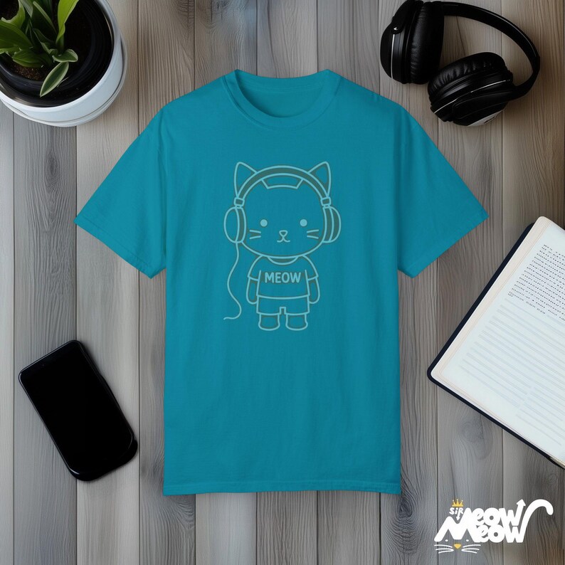 Comfort Colors Neon Cat-koptelefoon-T-shirt: Kawaii Vaporwave-T-shirt Topaz Blue