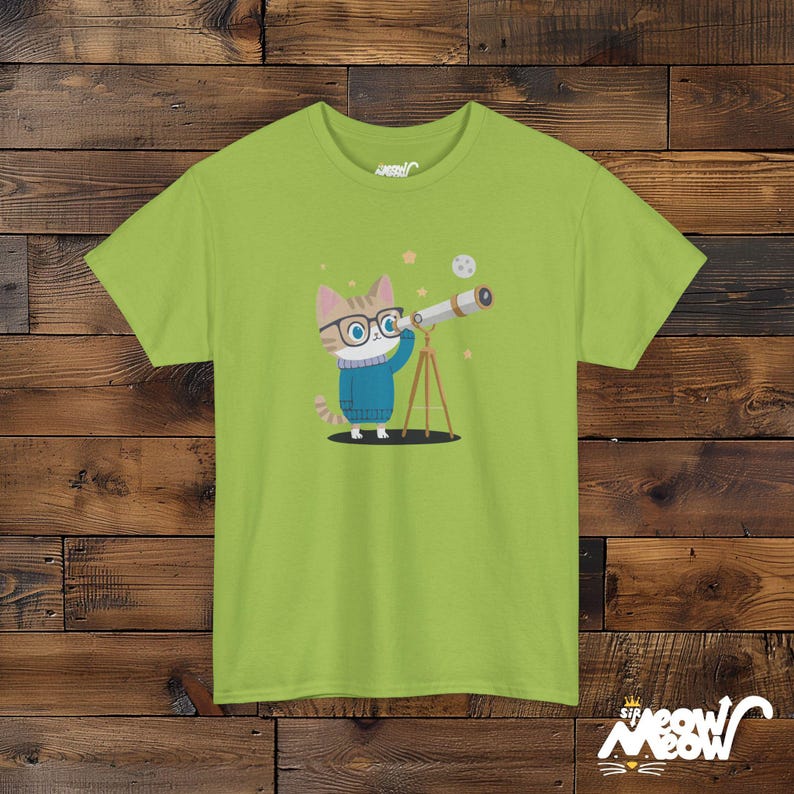 Cat Astronomer T-Shirt – Stargazing Kitty, Science Lover Gift Kiwi