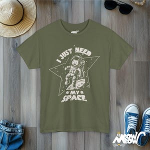Cat Astronaut T-Shirt: Funny Space Cat Lover Gift Military Green