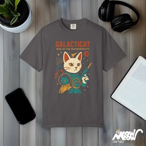 Comfort Colors Galacticat T-Shirt: Funny Sci-Fi Astronaut Cat Tee Graphite