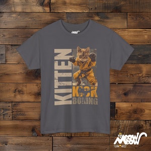Grappig kickboks-T-shirt kitten: Cat Martial Arts-ontwerp Charcoal