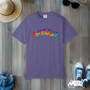 Regenbogen Meow Katzen-T-Shirt: Komfort Farben Stolz T-Shirt Grape