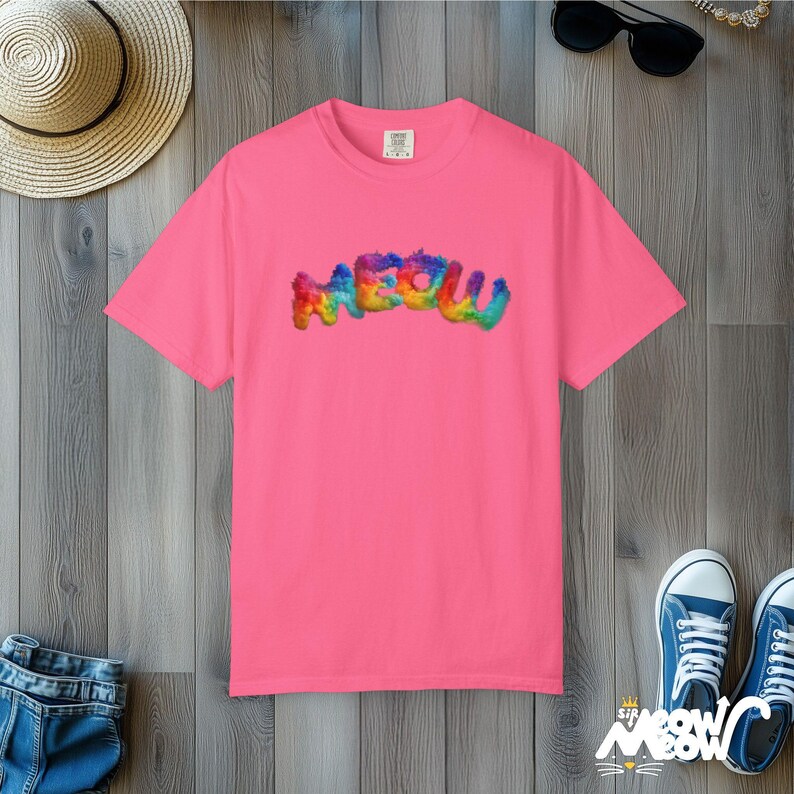 Regenbogen Meow Katzen-T-Shirt: Komfort Farben Stolz T-Shirt Crunchberry