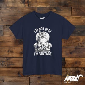 Retro Cat Lovers Tee: I'm Not Old, I'm Vintage Unisex T-Shirt Navy