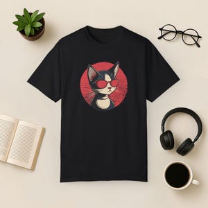 Cat Sunglasses T-Shirt, Retro Graphic Unisex Tee Black