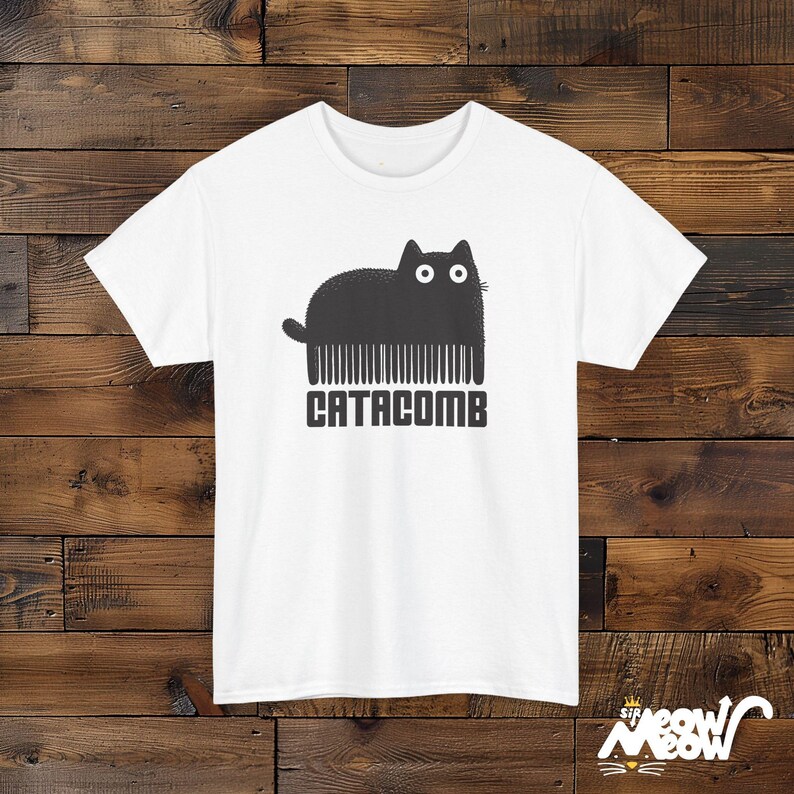Catacomb Pun Unisex T-Shirt, Funny Hairdresser Cat Tee White