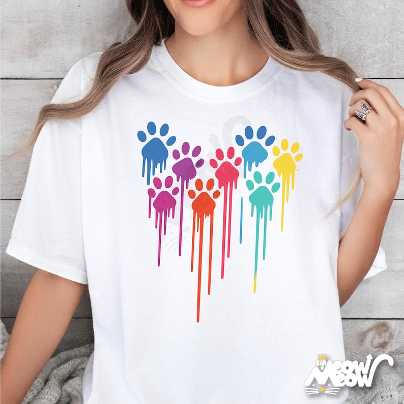 Camiseta con estampado de corazón y pata de arcoíris - Comfort Colors Tee imagen 1