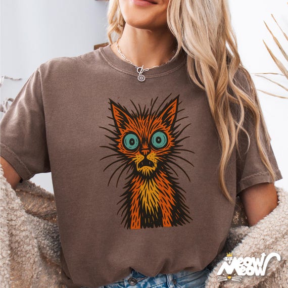Retro Woodcut Cat T-Shirt: Scruffy Comfort Colors Tee