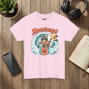 Camiseta Meowabunga Surfing Cat, regalo retro para amantes de los gatos playeros (estampado frontal) imagen 4
