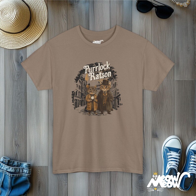Camiseta Purrlock & Ratson / Camiseta con parodia del gato Sherlock / Regalo divertido de gato detective Brown Savana