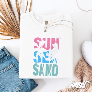 Retro Sun Sea Sand Comfort Colors T-Shirt: 80er Jahre Strand Grafik Tee