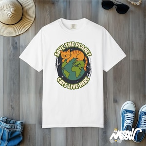 コンフォートカラーズ アースデイ キャットシャツ：地球を救えTシャツ White