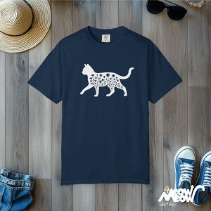Comfort Colors Botanical Cat T-Shirt, Floral Silhouette Kitty Tee, Nature Cat Lover Gift Shirt True Navy