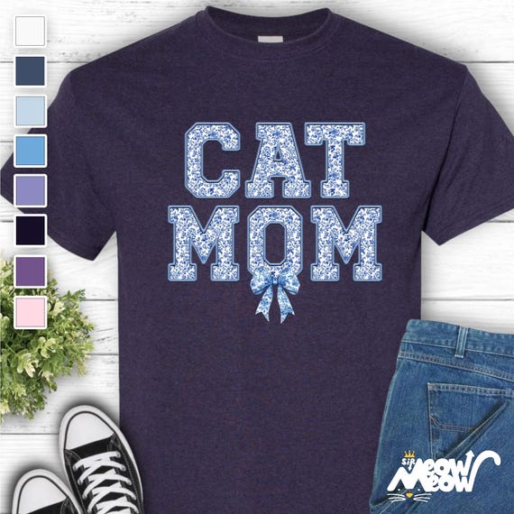 Chinoiserie Cat Mom T-Shirt: Blue Ribbon Toile Bow