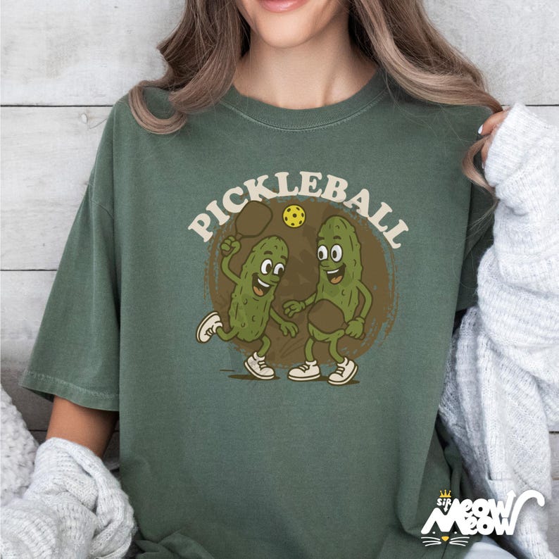 Rolig Pickleball-tröja: Comfort Colors Tee, retro pickle-ordvitsgåva bild 1