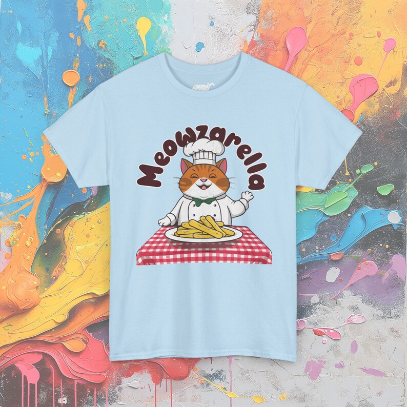 Camiseta de Chef Cat: Meowzarella, divertida camiseta de comida Light Blue