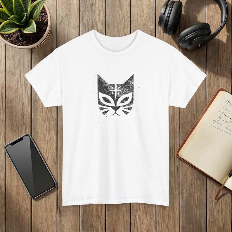 El Gato Mask Graphic T-Shirt Vintage Cat Face Design Unisex Cotton Tee Dark Charcoal White
