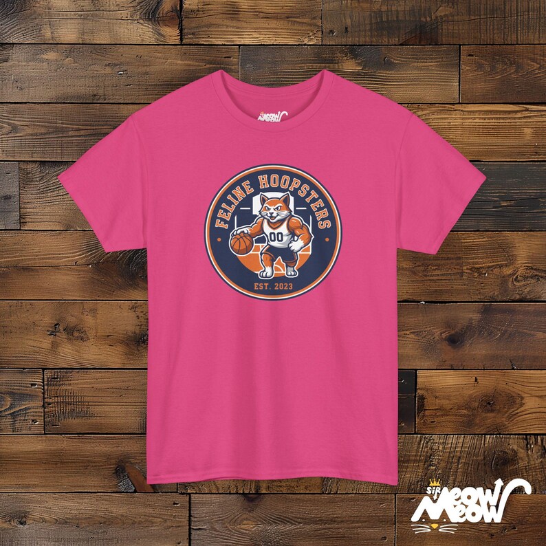 Feline Hoopsters T-Shirt, Unisex Lustiges Basketball Katzen Team T-Shirt Heliconia