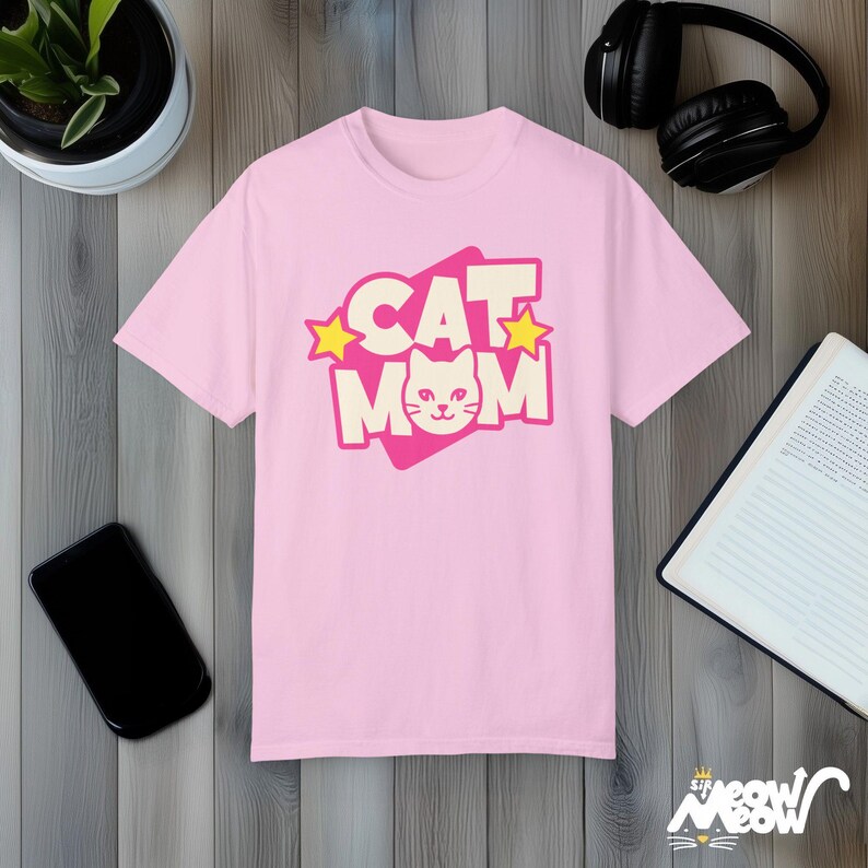 Cat Mom T-Shirt: Retro Graphic Comfort Colors Tee Blossom