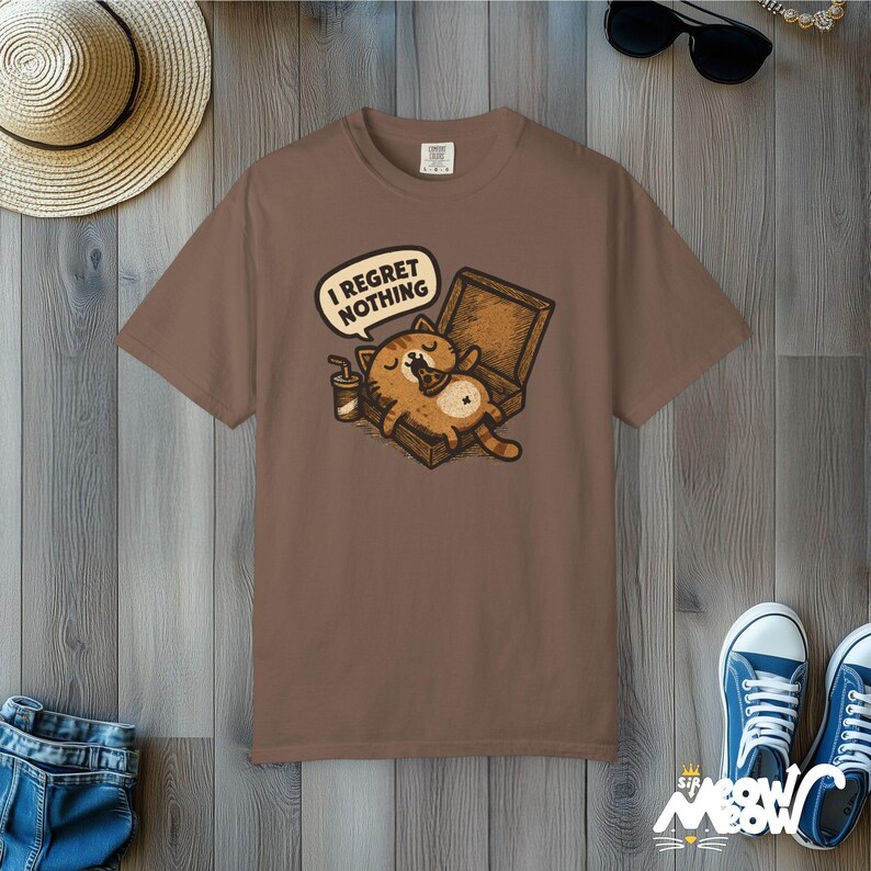 Lustiges Pizza Katzen-T-Shirt: Komfortfarben Unisex-T-Shirt, Sir Meow Miau-Grafik Espresso