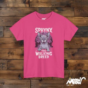 歩く犬種スフィンクス、ゾンビ猫、面白いハロウィーンデザイン、猫好きへのギフト、ユニセックスTシャツ Heliconia