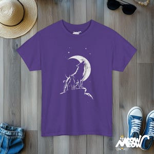 Cat & Wolf Moon T-Shirt | Enchanting Night Silhouette Tee | Unique Animal Lover Gift Lilac