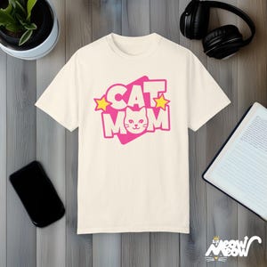 Cat Mom T-Shirt: Retro Graphic Comfort Colors Tee Ivory